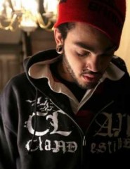  travis mccoy - ,   